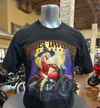 Load image into Gallery viewer, WITCHY SIDE TEE